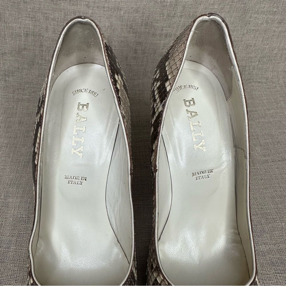 VTG Bally Snakeskin Pumps - Picture 5 of 7